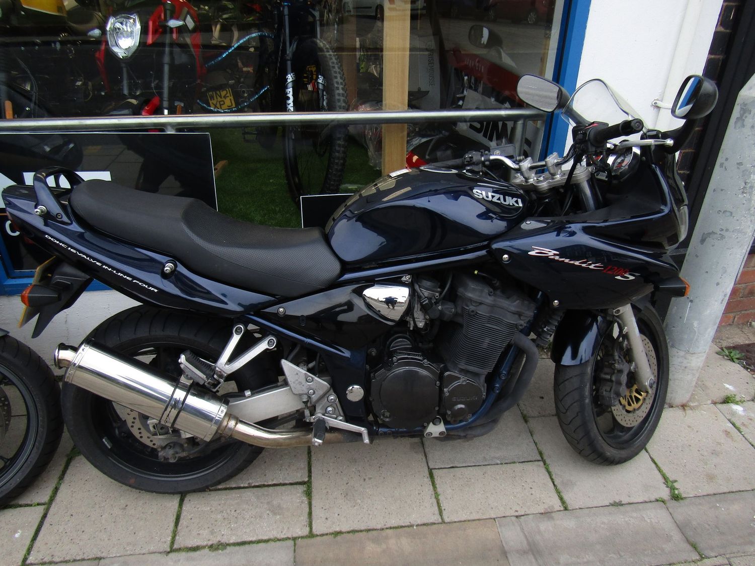 suzuki gsf 1200