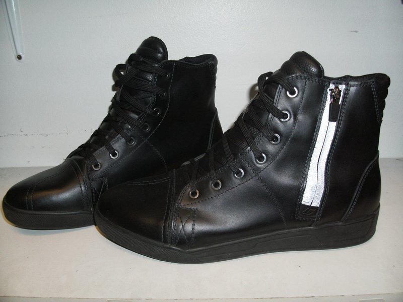 waterproof size 9