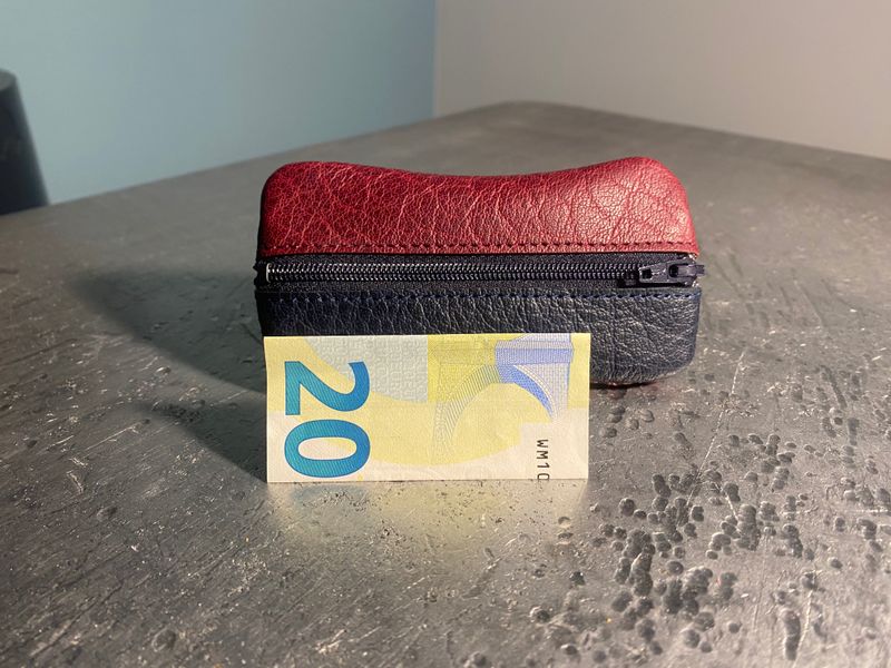 Joker double, bordeaux et marine.