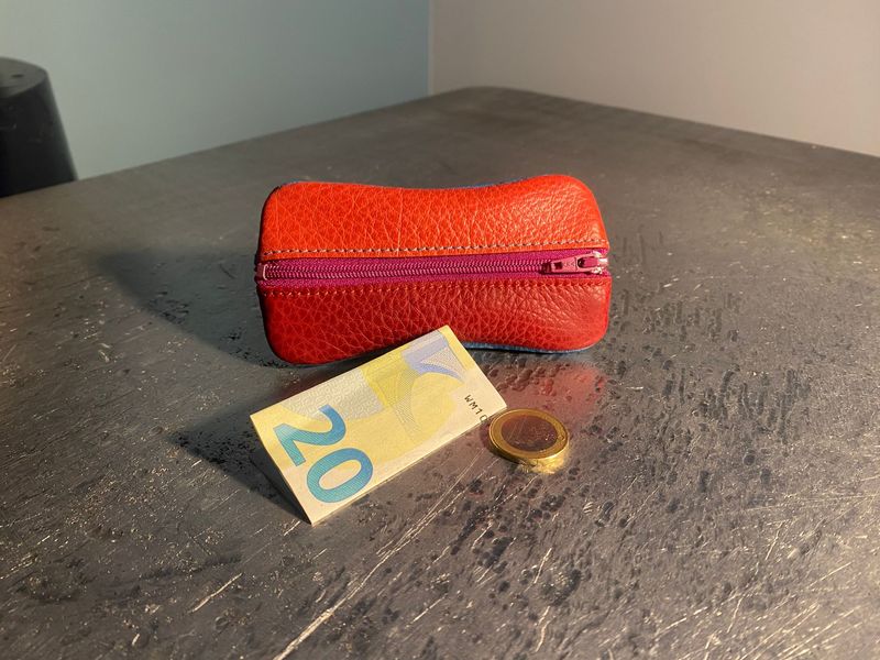 Joker double, rouge, corail et turquoise.