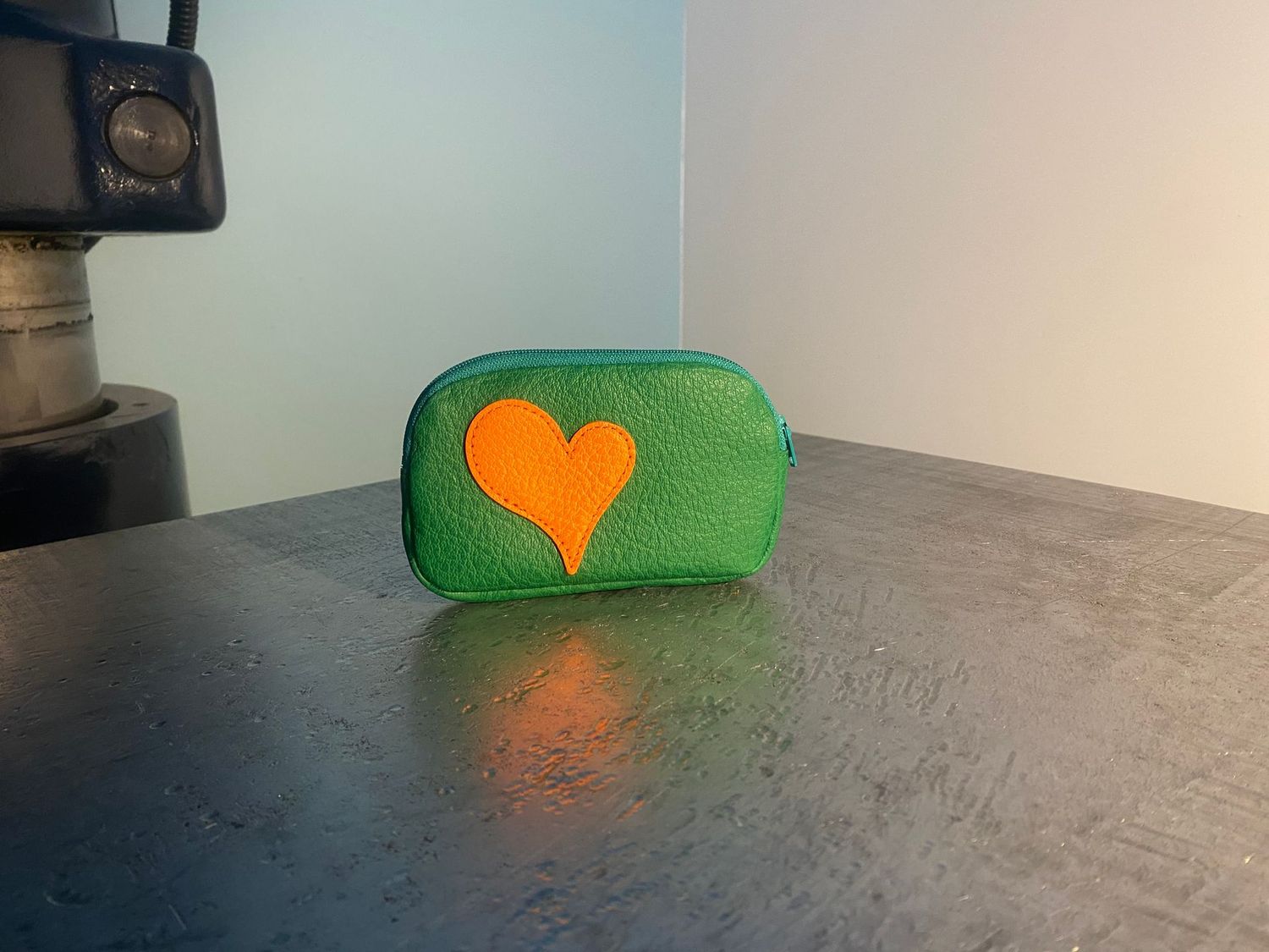 Roscoe vert et coeur orange
