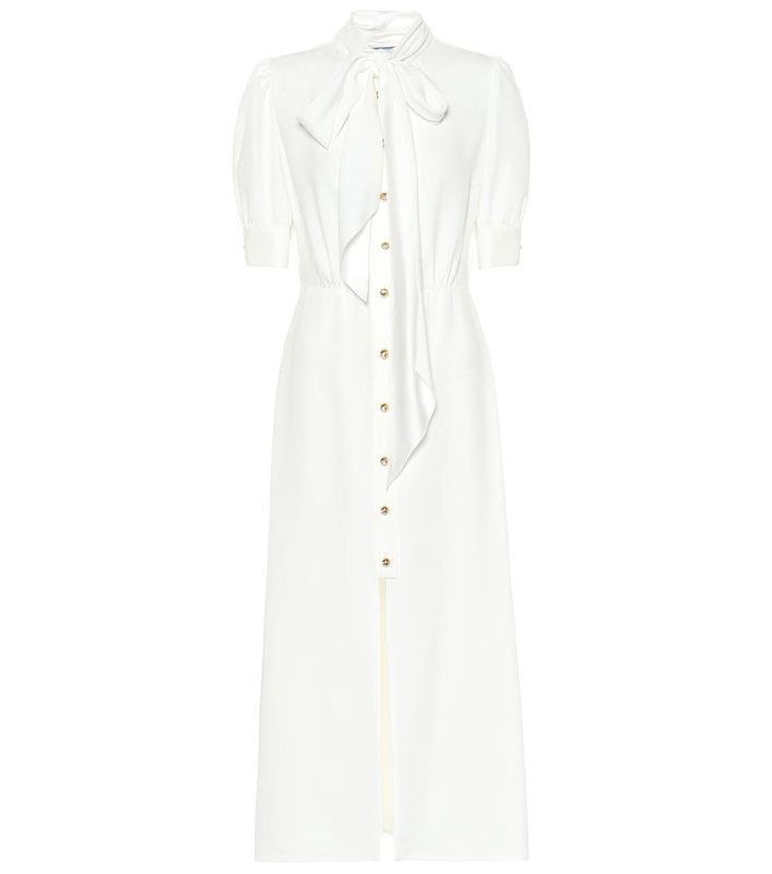 Robe d'été légère et blanche