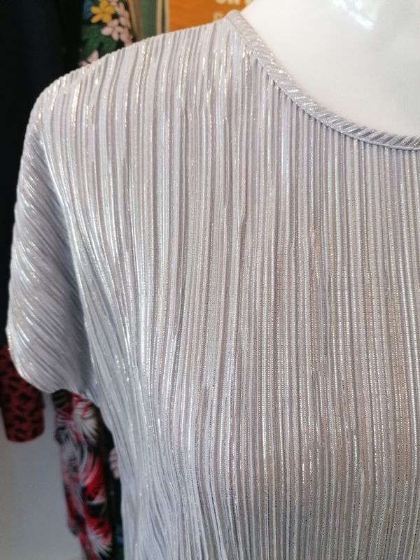 **Apricot (Plissee Tee) silber - Gr.S