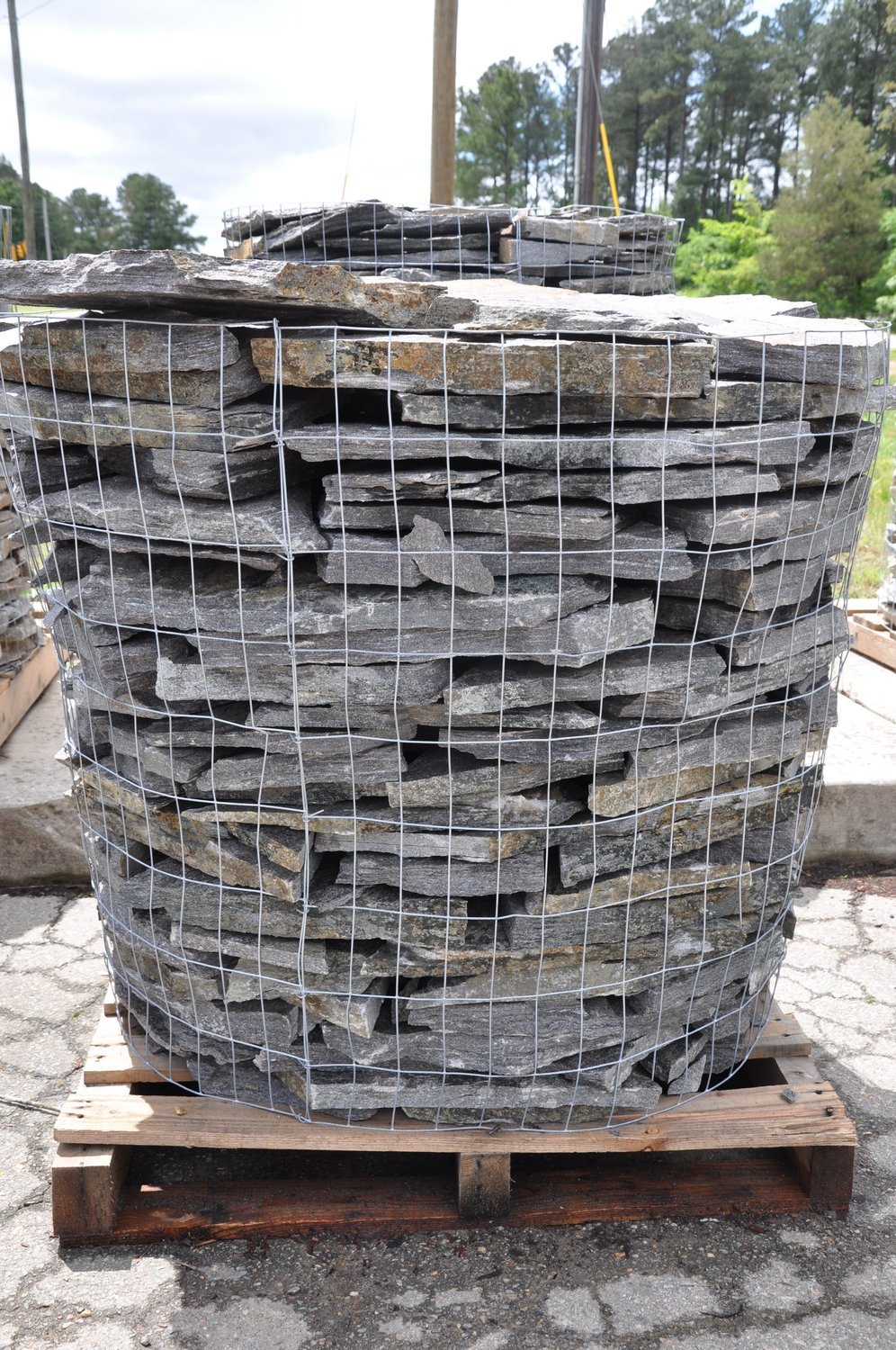 THIN Stone = Thin Wall Stone (Palletized 1 Ton). Call for Pricing.