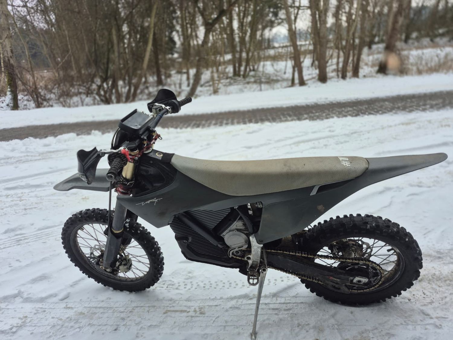 STRIKESEATS Sitzbankschaum hoch (+25 mm) passend für STARK VARG MX EX