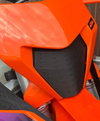 MP30 Scheinwerfer Blende schwarz/Stern-Muster passend für KTM 2024-