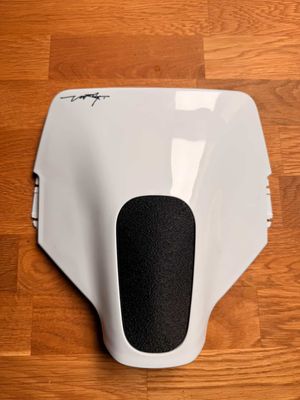 MP30 Scheinwerfer Blende schwarz/geriffelt passend für STARK VARG 2023-