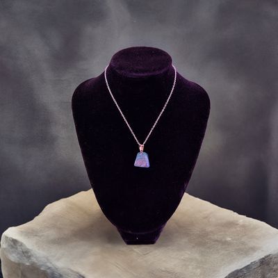 Crystal pendant necklace
