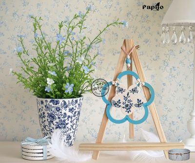 Ozdobna zawieszka niebieski kwiatek