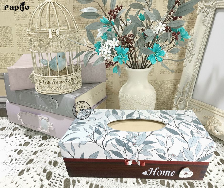 Pudełko na chusteczki - Home