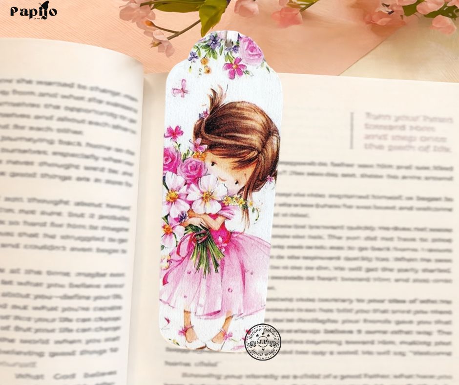 Zakładka do książki z dziewczynką w różowej sukience