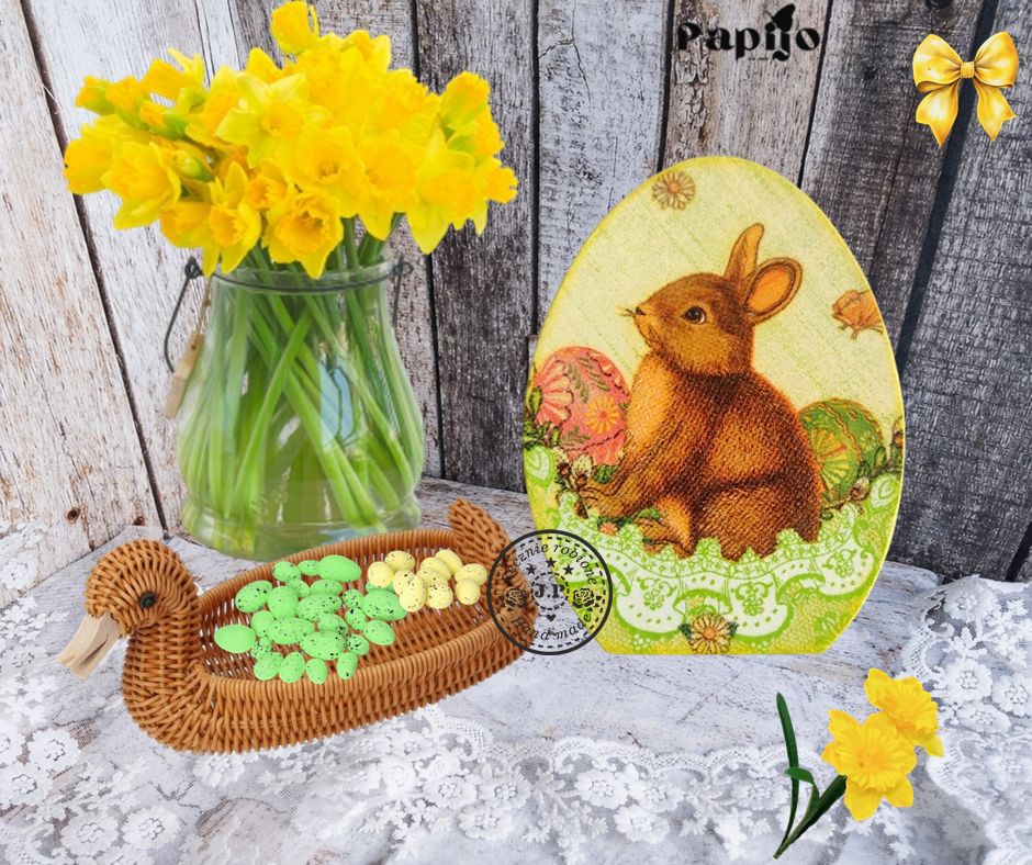 Ozdobne jajko z zajączkiem