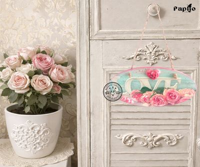 Zawieszka ozdobna z różami