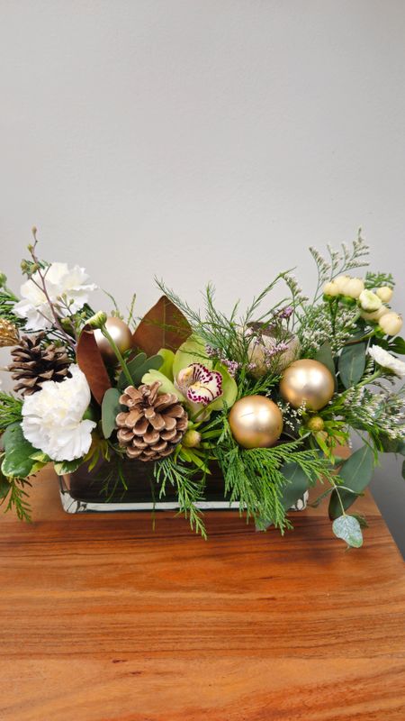 Little Frosty Arrangement