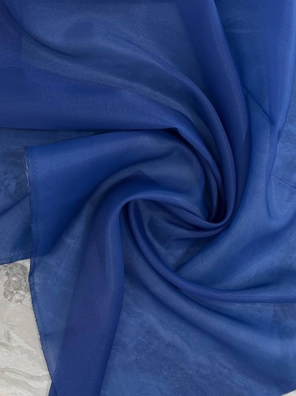Organza albastră