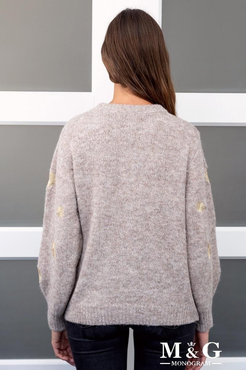 Pull avec fleurs brodées en fils dorés