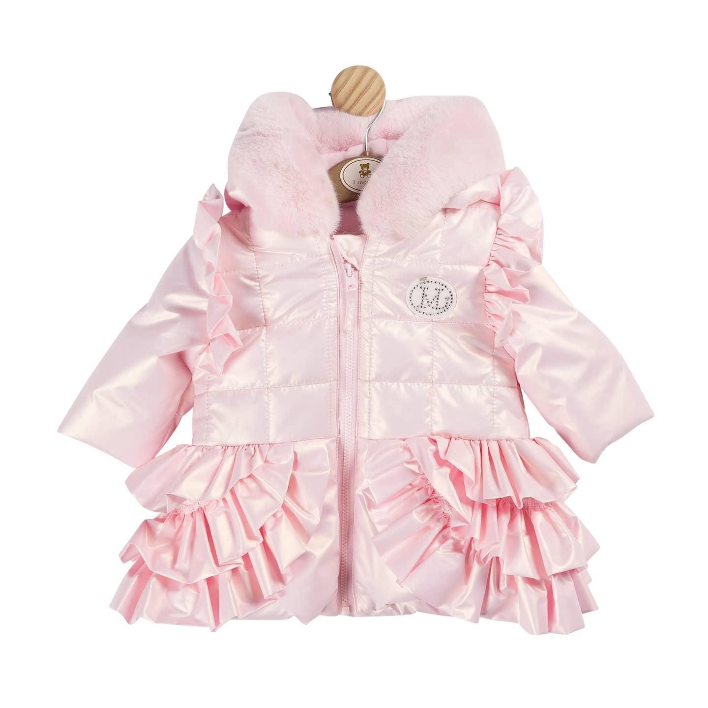 Manteau rose en fourrure irrédescente