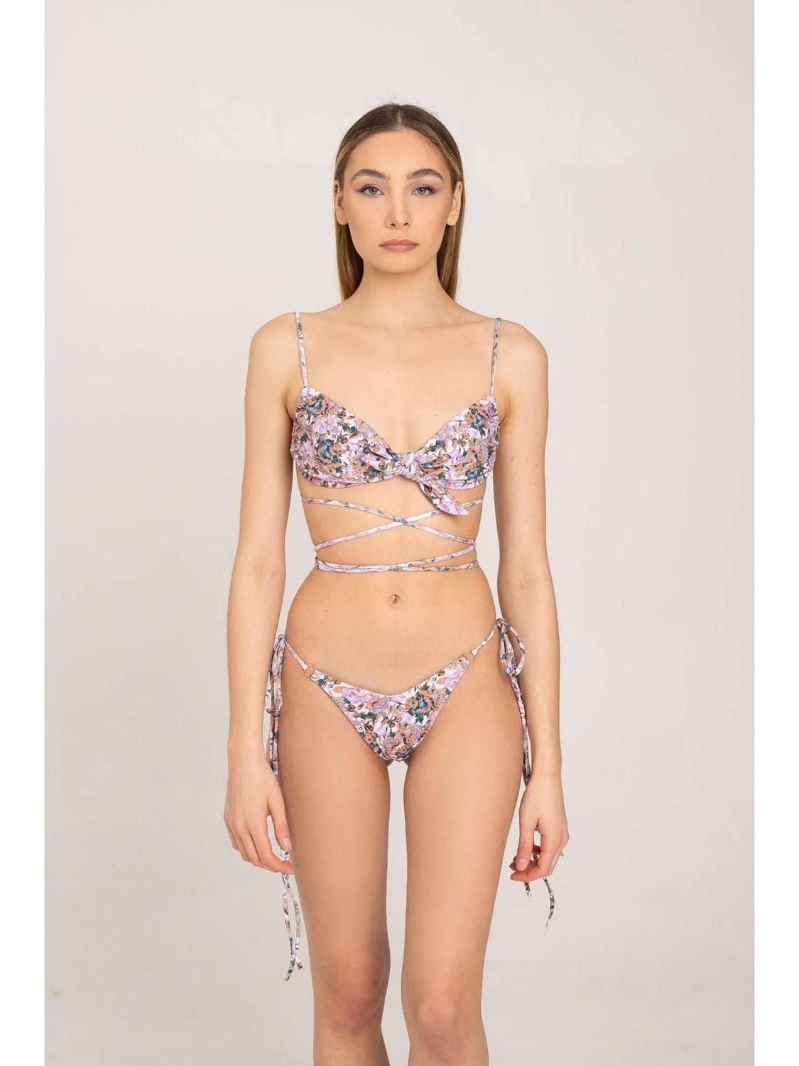 Maillot de bain deux pièces Artemide avec nœud et lacets