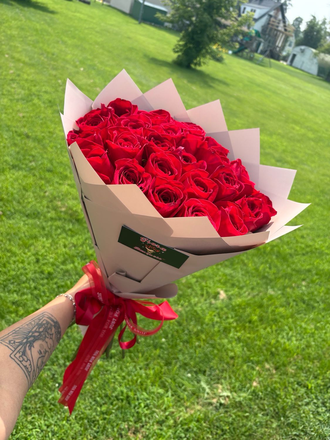 Valentine’s Day- 25 Red Rose Bouquet