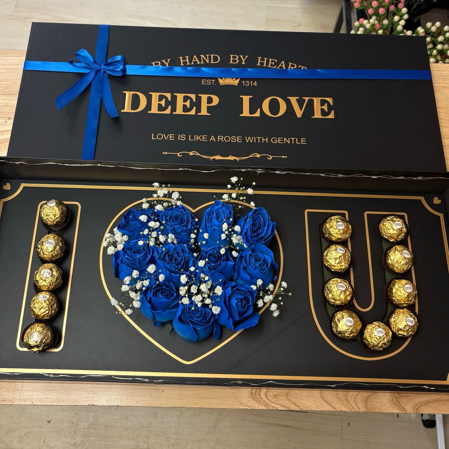 I LOVE YOU BLUE ROSE BOX