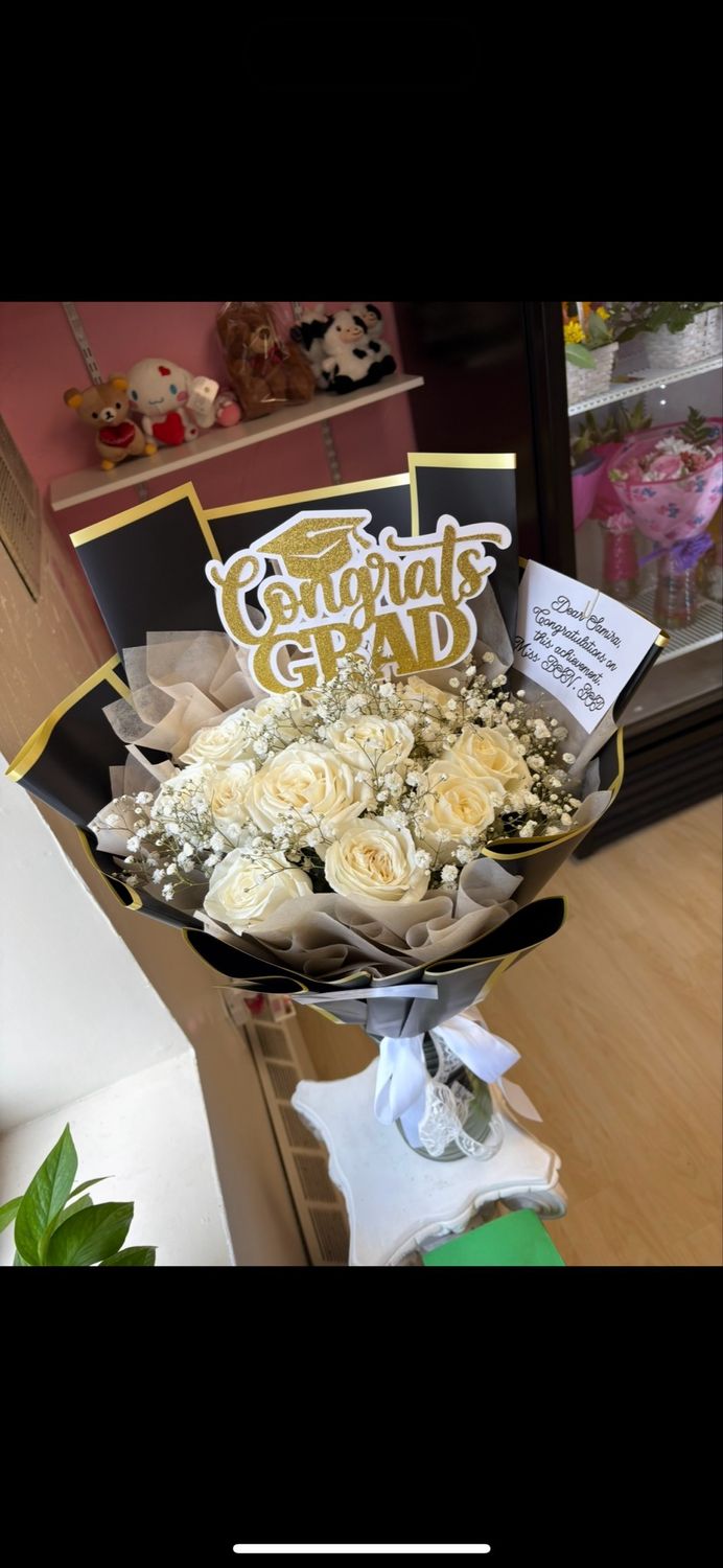 Congrats Grad - White Rose Dozen