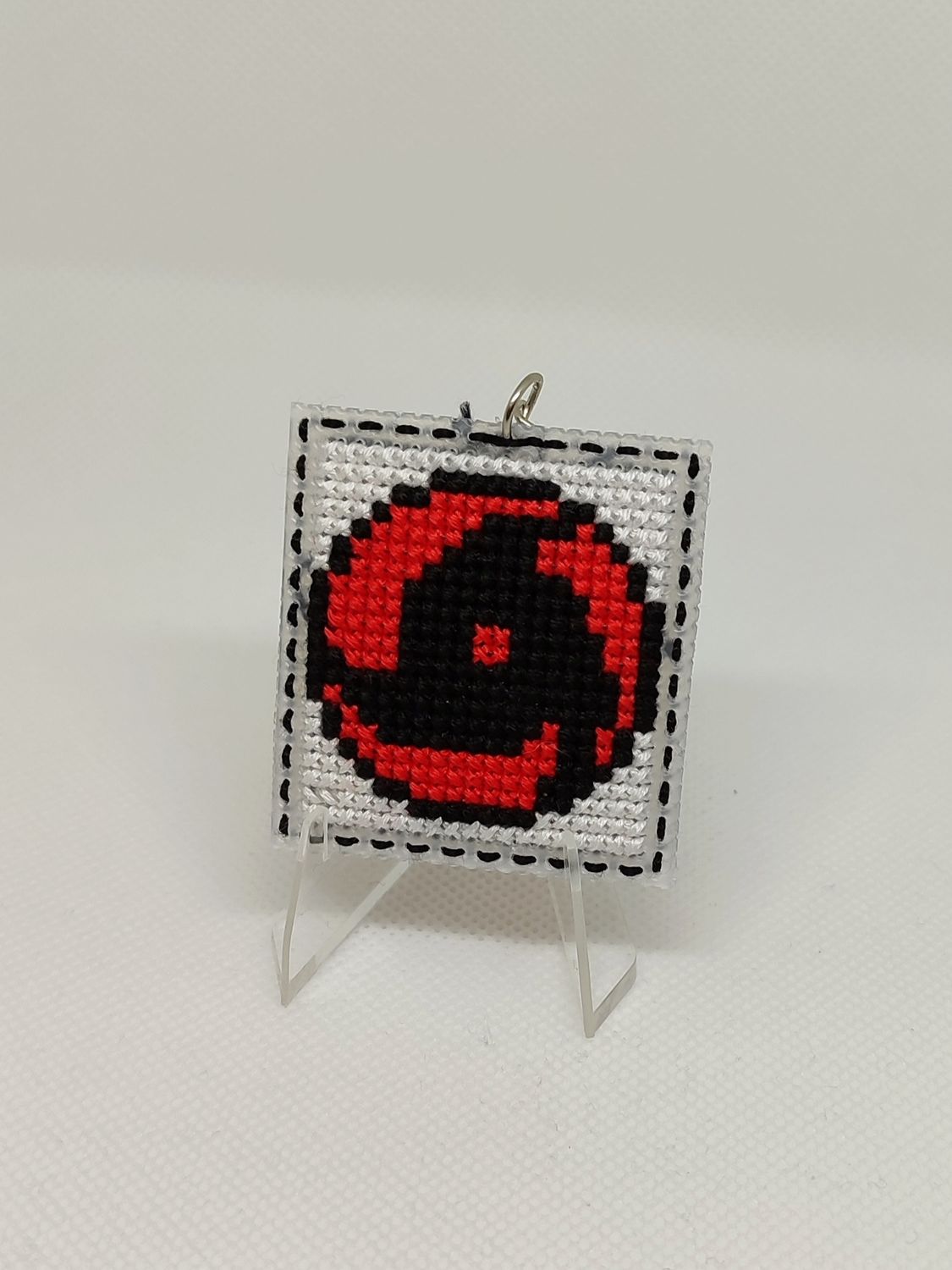 Breloczek Sharingan Itachi Akatsuki