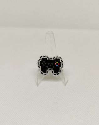 Przypinka kontroler pad Play Station