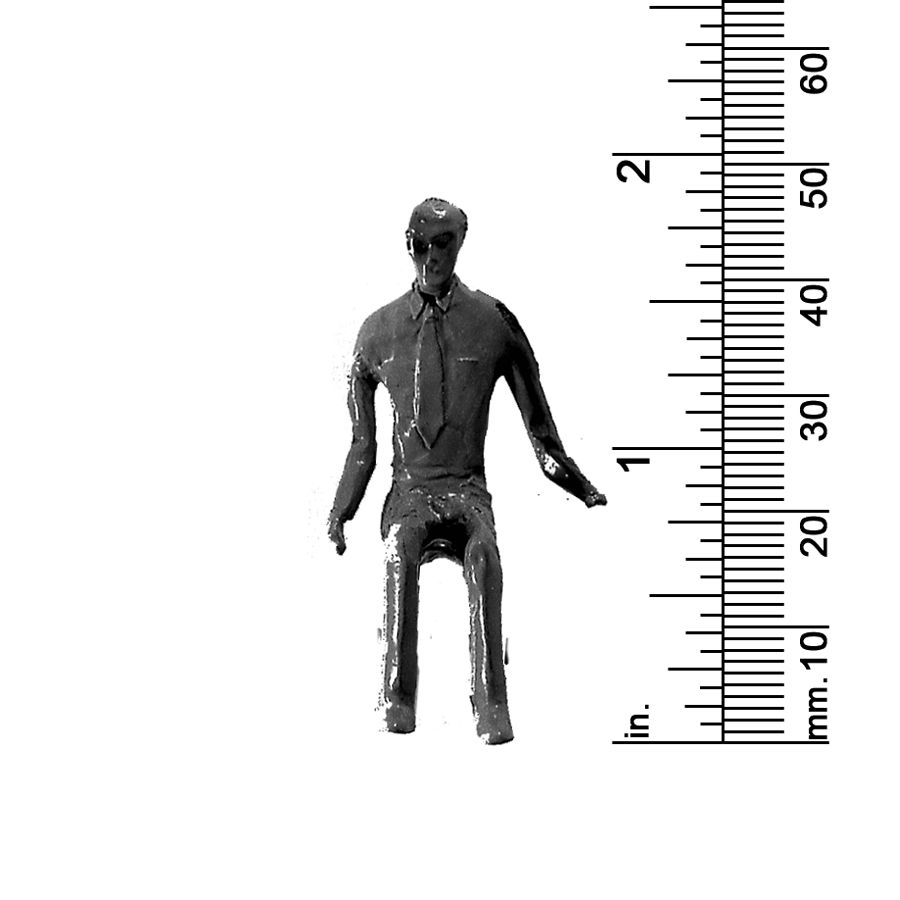 3/8&quot; SCALE MALE, SHIRT &amp; TIE, SEATED