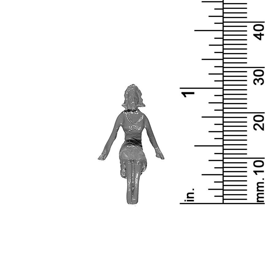 1/4&quot; SCALE SEATED FEMALE