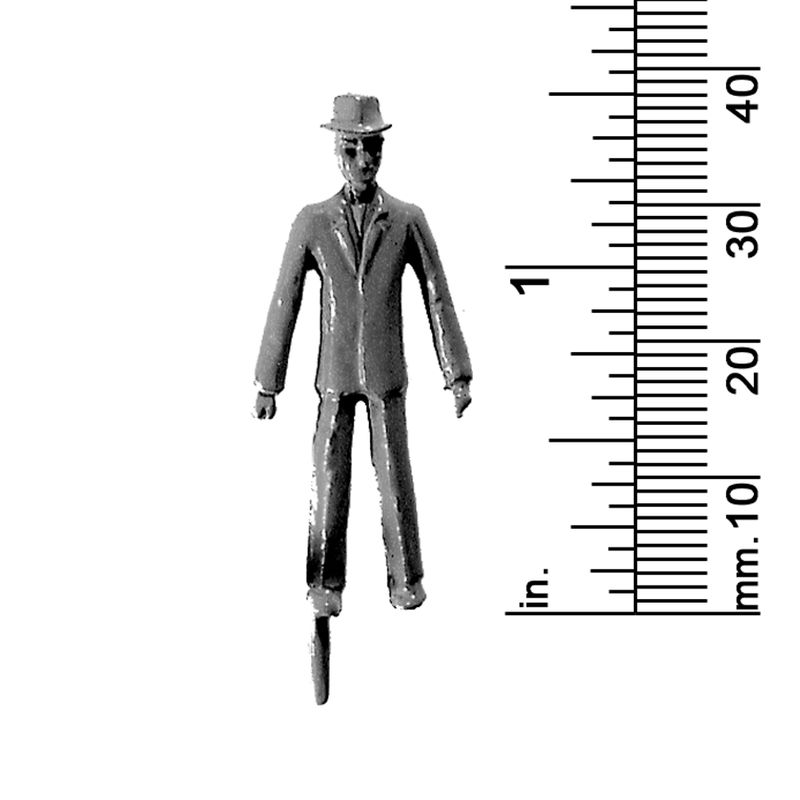 1/4&quot; SCALE STANDING MALE, HAT