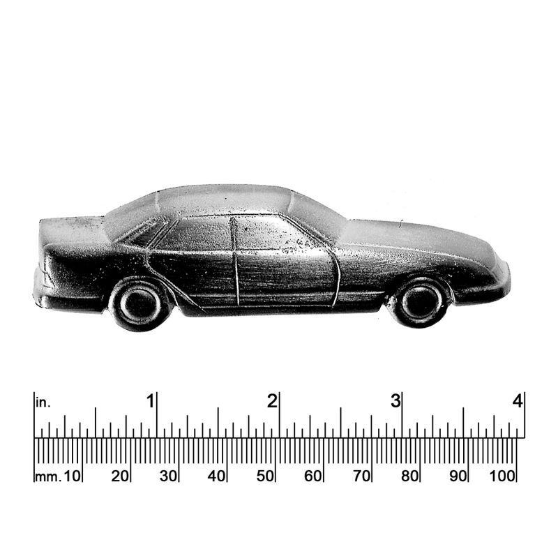 1/4&quot; SCALE 4 DOOR SEDAN CAR