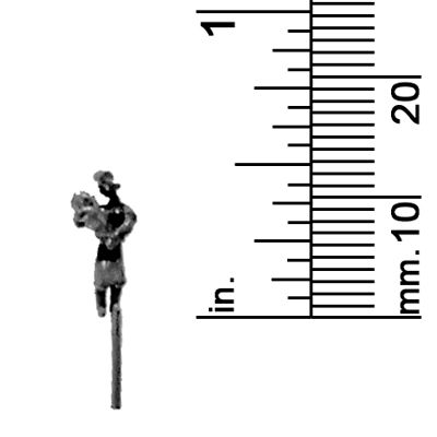 3/32&quot; SCALE FEMALE W/BABY