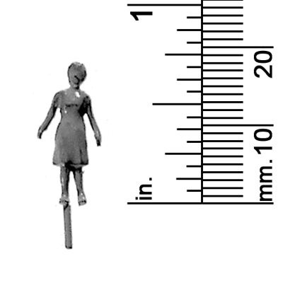 1/8&quot; SCALE FEMALE, STANDING