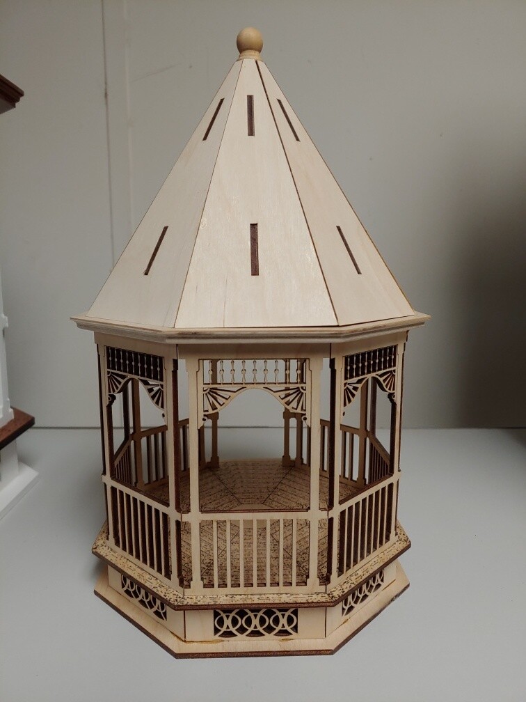 Large Victorian Gazebo 1:24 scale