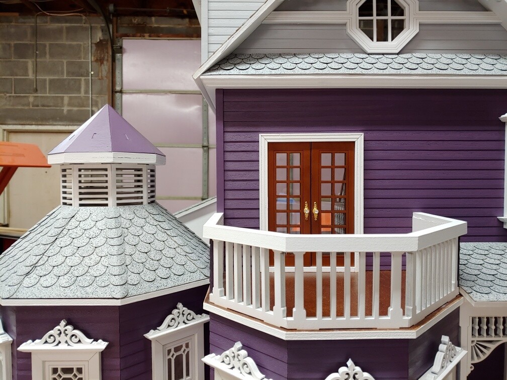 Ashley Gothic Victorian Generation 2 Dollhouse 1:12 scale kit