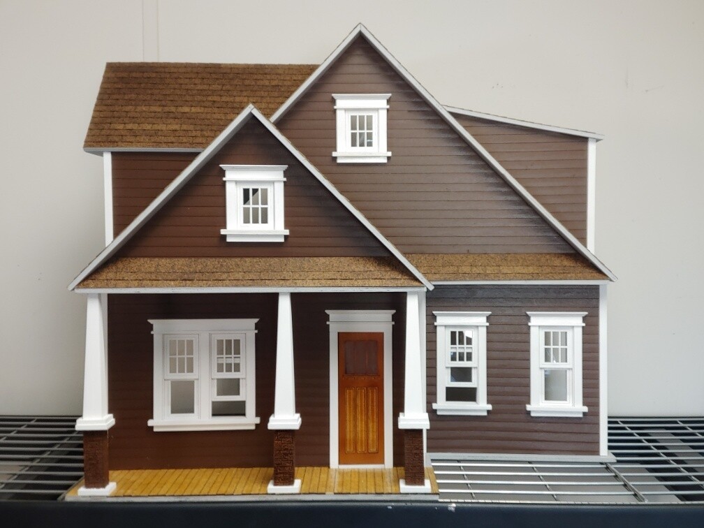 Clarkson Craftsman Cottage Dollhouse 1:12 scale