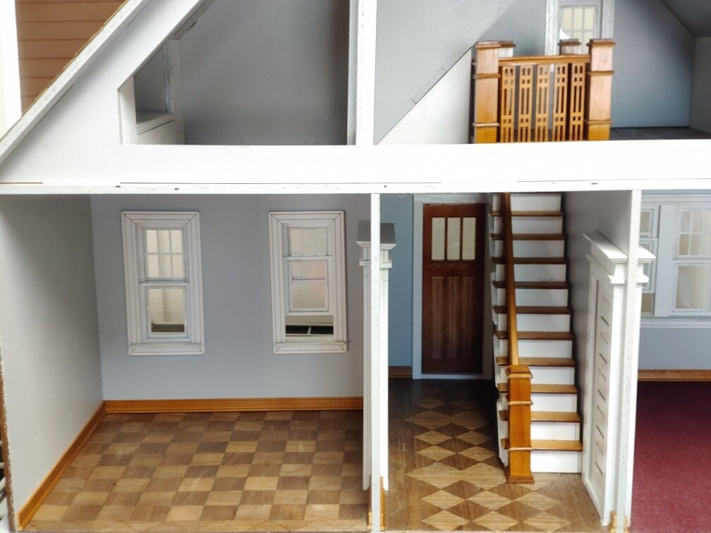 Clarkson Craftsman Cottage Dollhouse 1:12 scale