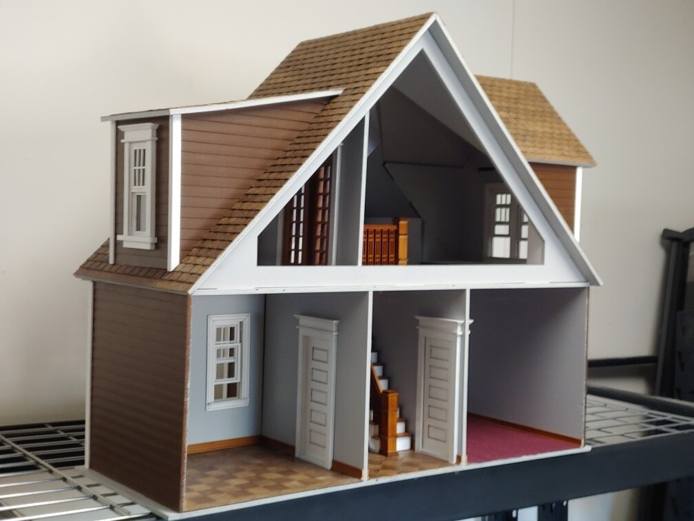 Clarkson Craftsman Cottage Dollhouse 1:12 scale