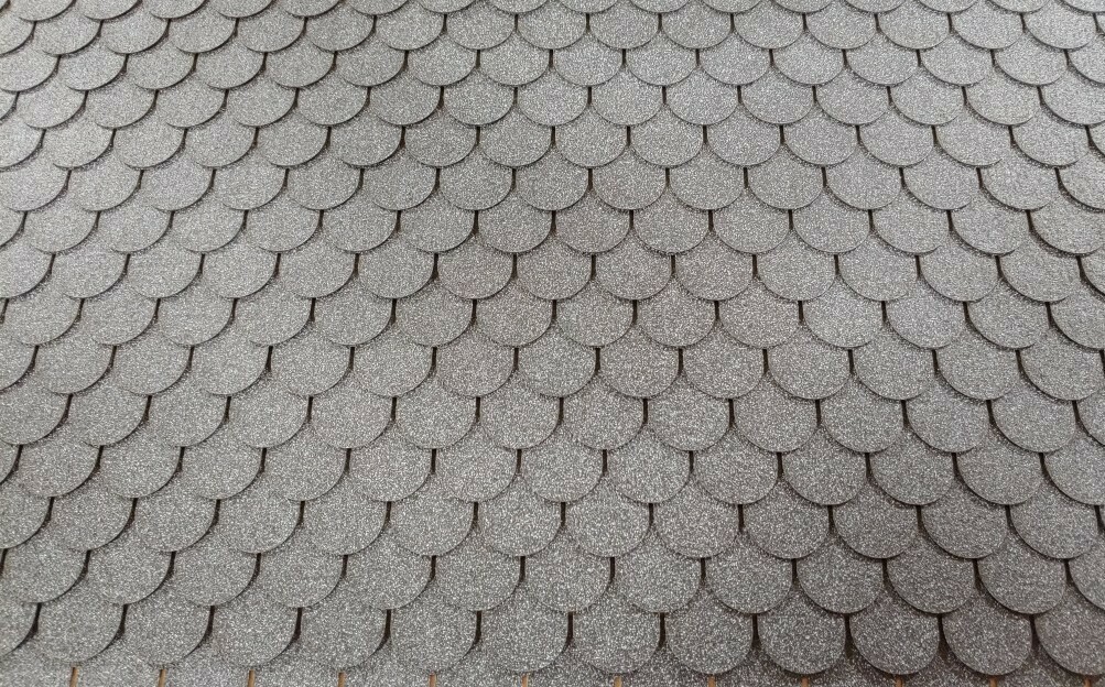 Charcoal Black fishscale asphalt shingles 1:48 scale