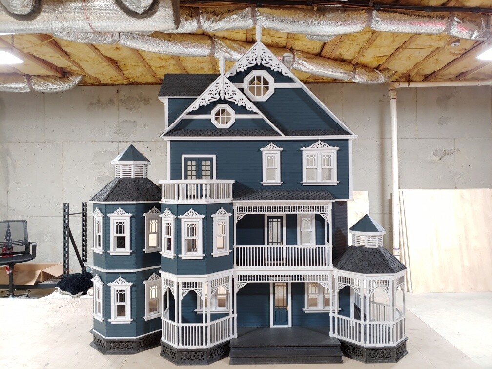 Ashley Gothic Victorian Generation 2 Dollhouse 1:12 scale kit