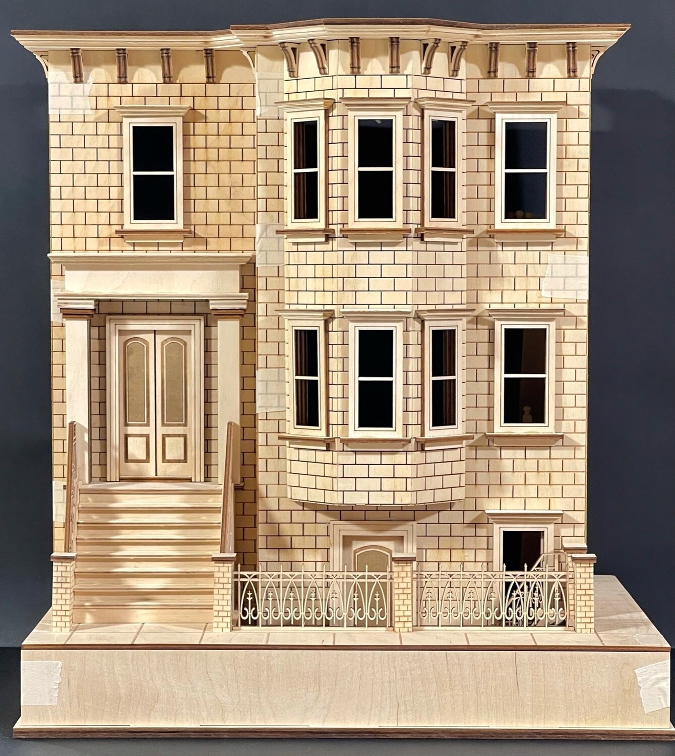 Park Ave. Grand Mansion 1:24 scale Dollhouse Kit