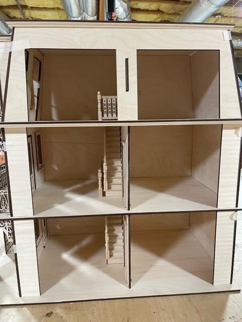Saint Charles French Quarter 1:12 Scale Dollhouse