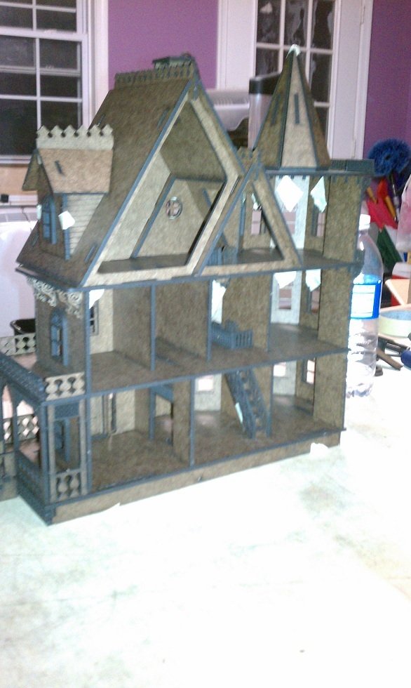 Leon Gothic Victorian Dollhouse