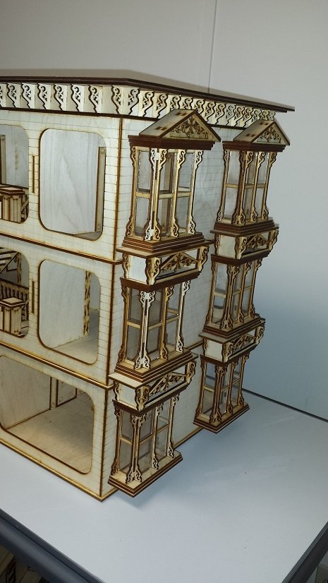 Lisa Painted Lady San Francisco Dollhouse