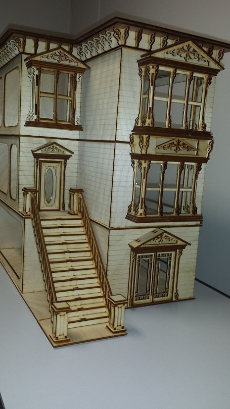 Lisa Painted Lady San Francisco Dollhouse