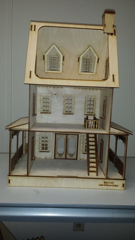 Abriana Country Cottage 1:24 Scale Dollhouse