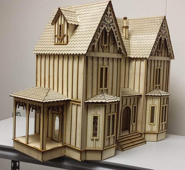 Kristiana Tudor Dollhouse 1:24 scale Dollhouse WITH OUT shingles