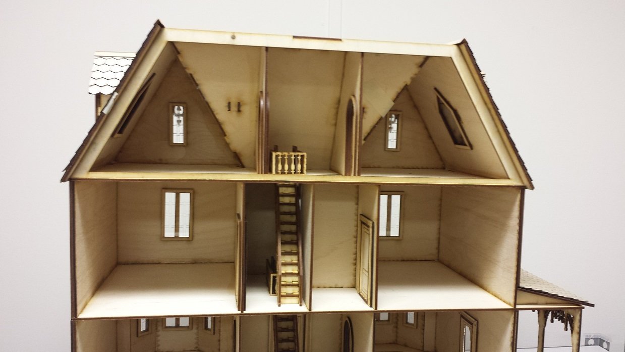 Kristiana Tudor Dollhouse 1:24 scale Dollhouse WITH OUT shingles