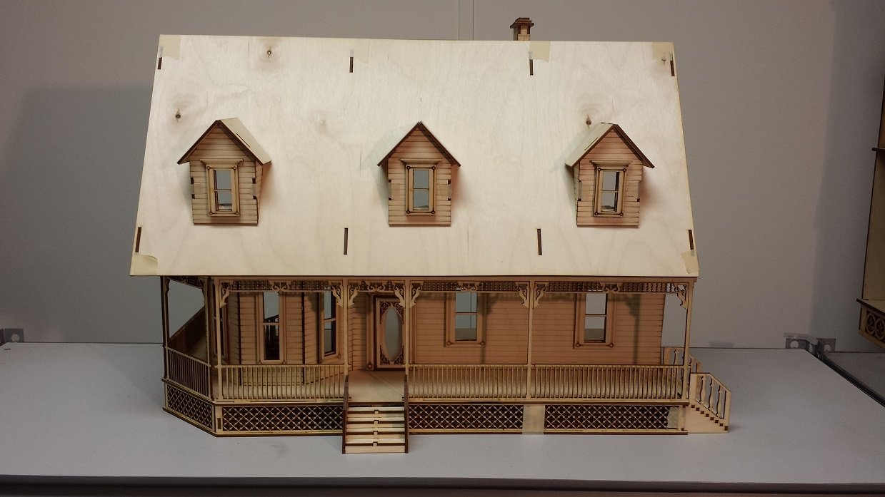 Alisha Country Dollhouse 1:24 scale