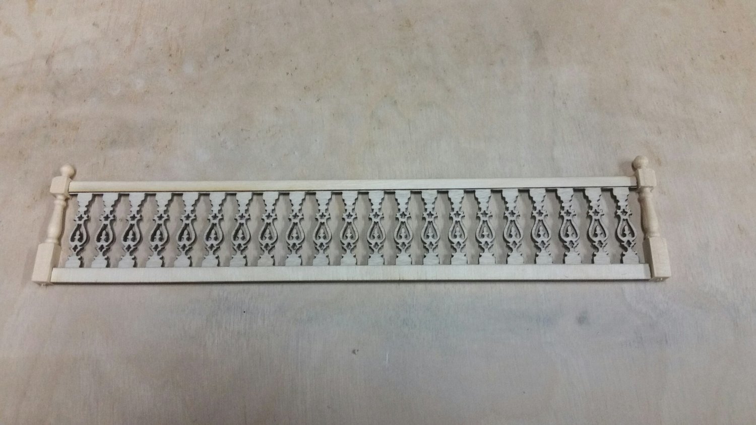 1:24 scale Landing/porch railing set Lancaster